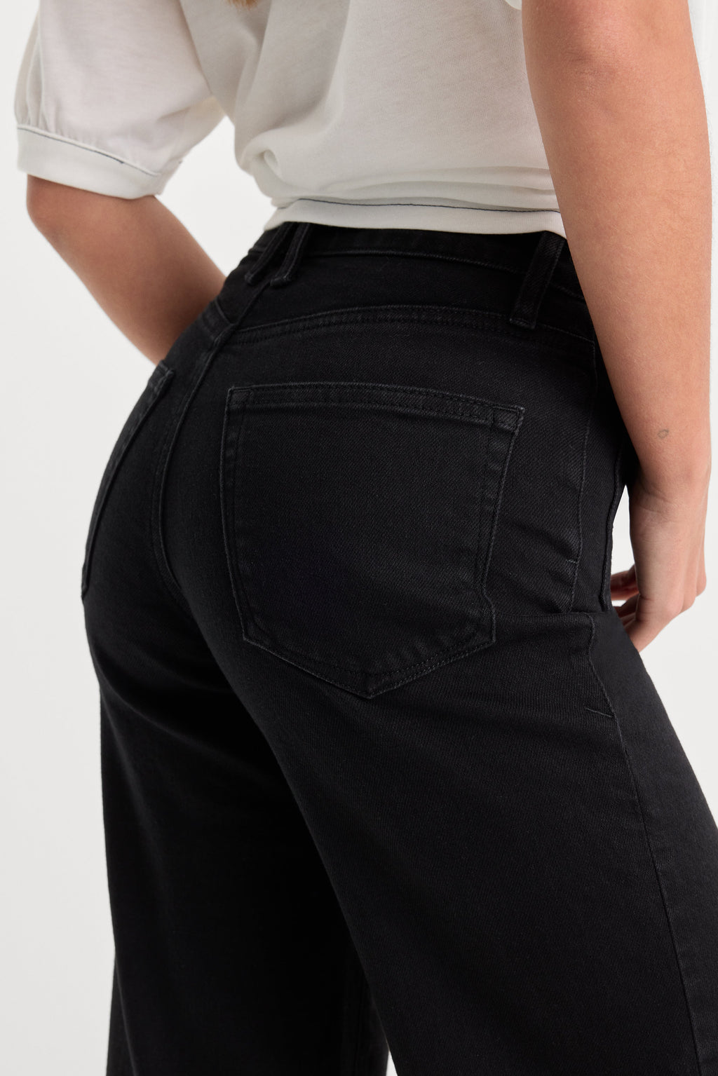 PATCH POCKET GOOD WAIST PALAZZO JEANS BLACK001