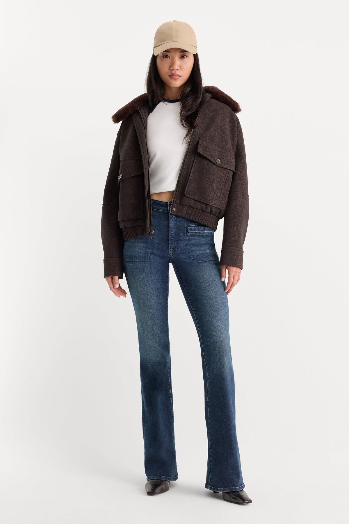 GOOD PETITE FLARE JEANS LYRICAL