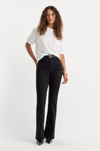 ALWAYS FITS GOOD PETITE BOOTCUT JEANS BLACK001